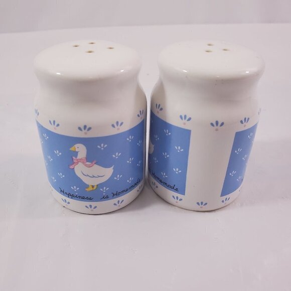 VTG 1987 HAPPINESS IS HOMEMADE Geese 2 Piece Ceramic Salt & Pepper Shaker Set - Picture 13 of 15